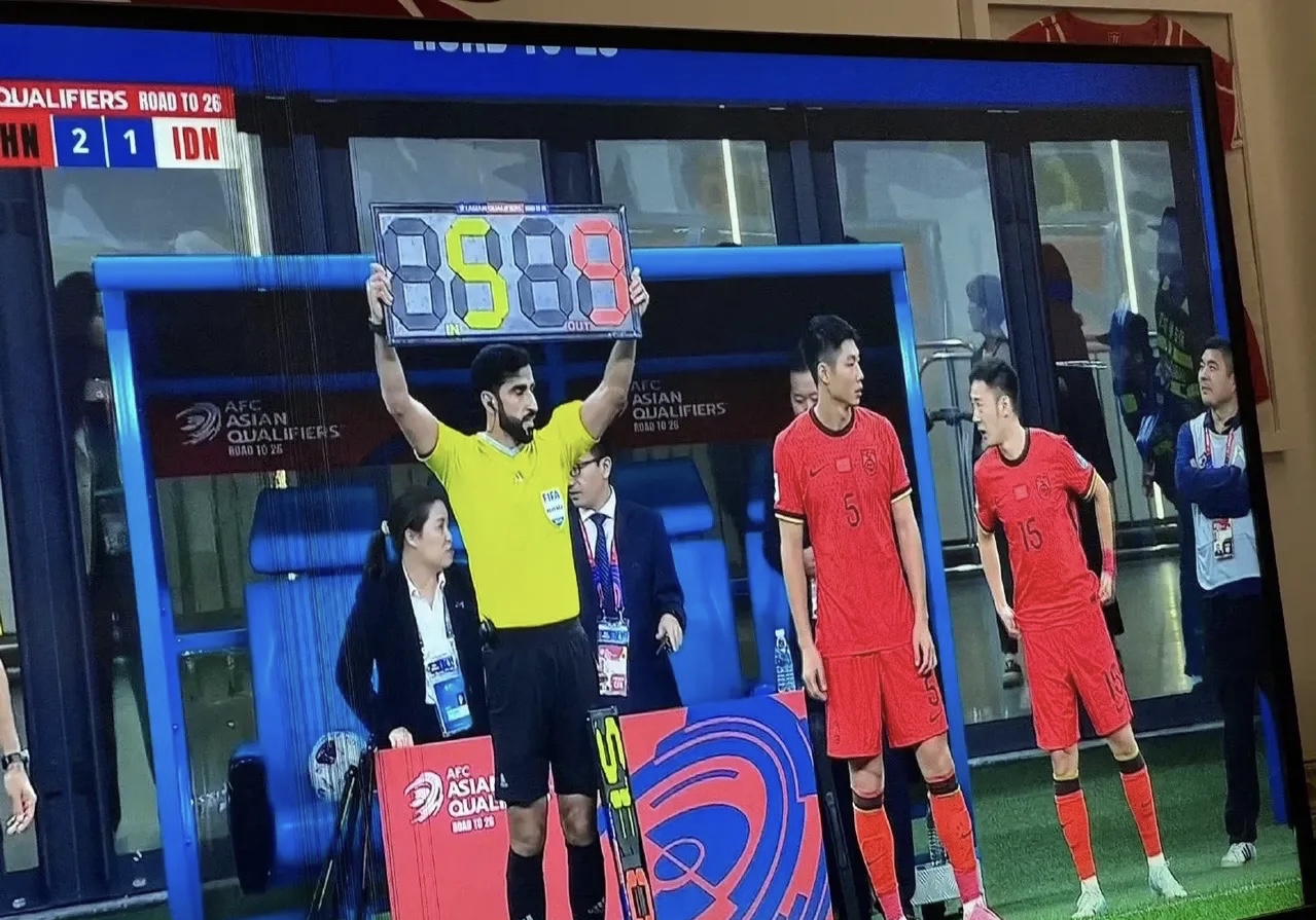 主场不败记录获延续，球队主场气势如虹