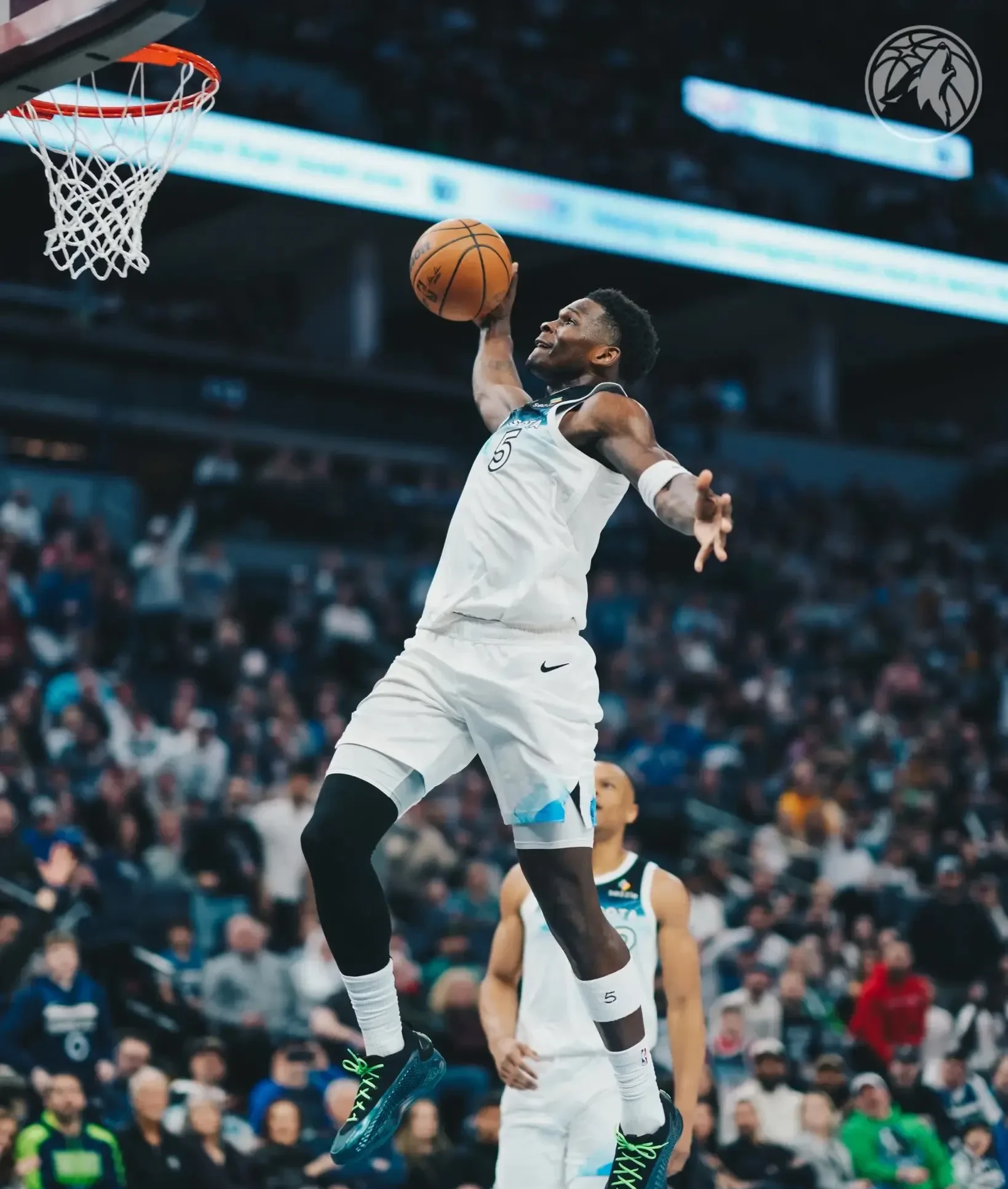 开云体育APP下载-勇士主场大胜森林狼，战绩领先西部