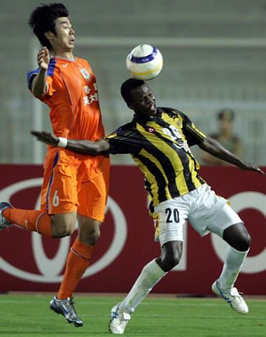 欧洲劲旅亮相，挑战亚冠强敌掀起热潮