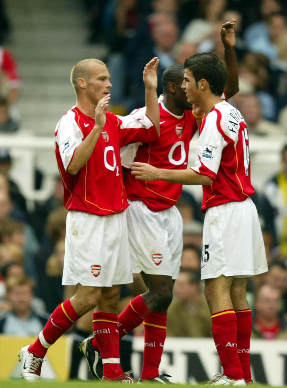 包含阿森纳碾压那不勒斯,阿什拉夫惊艳四座的词条 包含阿森纳碾压那不勒斯,阿什拉夫惊艳四座的词条